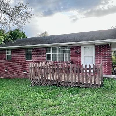 294 N Cedar St, Whitwell, TN 37397