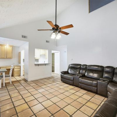 3 Logans Run, Wimberley, TX 78676