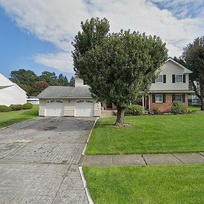 3 Park Ln N, Mountain Top, PA 18707