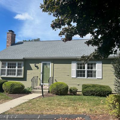 30 Aylesbury Cir, Madison, CT 06443