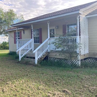 301 Elm, Louise, TX 77455