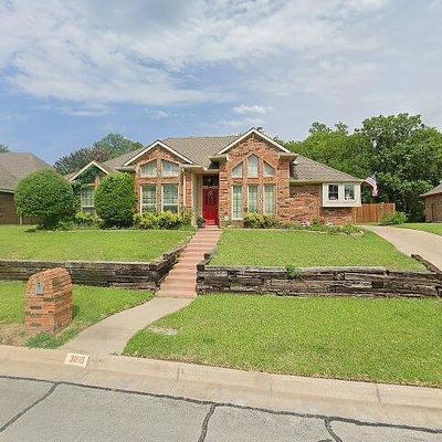 3010 Pitkin Dr, Arlington, TX 76006