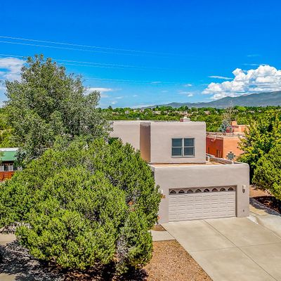 3013 Pueblo Grande, Santa Fe, NM 87507