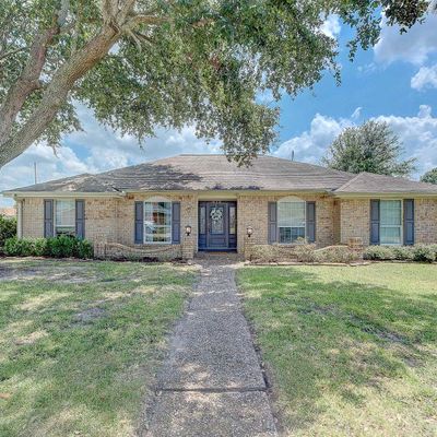 3015 Lawrence Ave, Nederland, TX 77627