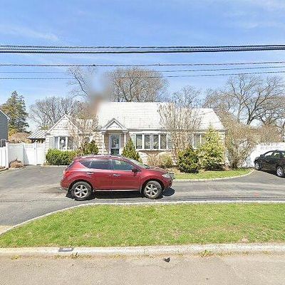 3019 Johnson Pl, Wantagh, NY 11793