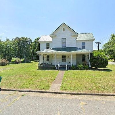 302 Dahl St, Madison, NC 27025