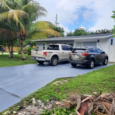 2531 Ne 10 Th Ter, Pompano Beach, FL 33064