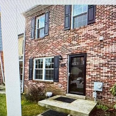 2532 Dupont St, Coatesville, PA 19320