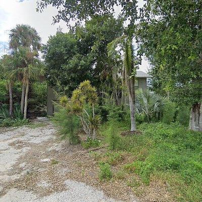 2539 Harbour Ln, Sanibel, FL 33957