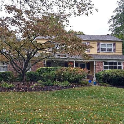 2549 Damian Dr, Hatboro, PA 19040