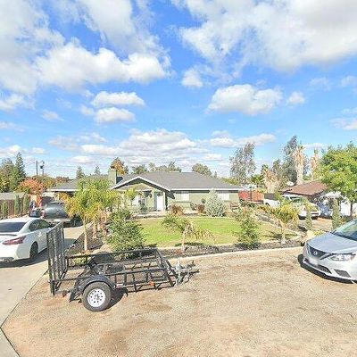 25747 El Vado Dr, Madera, CA 93638