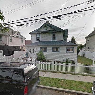 26 Union Pl, Roosevelt, NY 11575