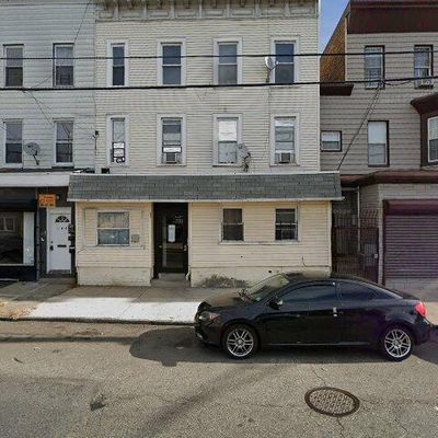 262 Fairmount Ave, Jersey City, NJ 07306