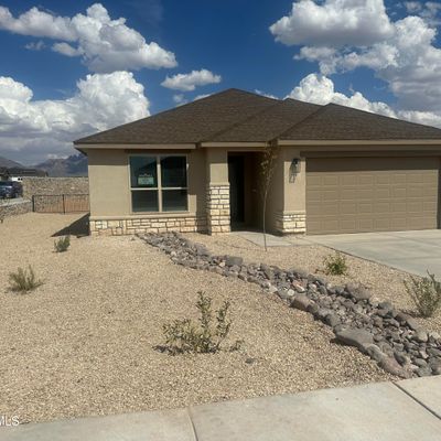 2664 Goldfinch Place, Las Cruces, NM 88001