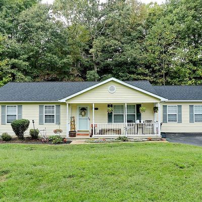 26837 Erin Dr, Mechanicsville, MD 20659