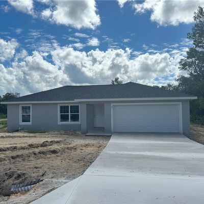 27 Fisher Trace Trl, Ocklawaha, FL 32179