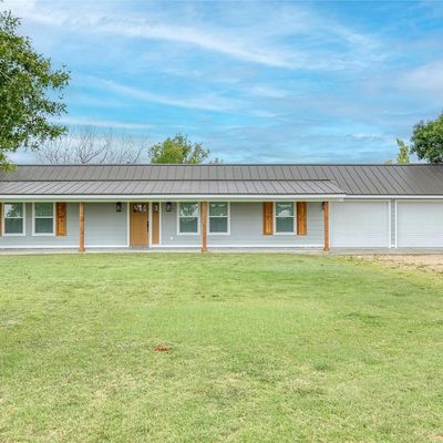 2702 Black Waxy Rd, Taylor, TX 76574