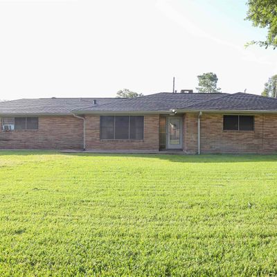 2703 Tyler Ave, Nederland, TX 77627