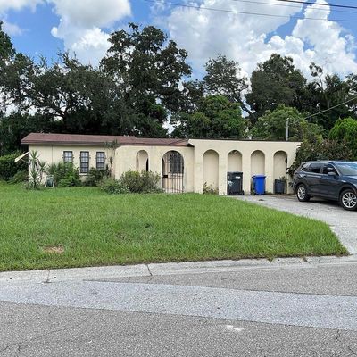 2705 W Hamilton Ave, Tampa, FL 33614