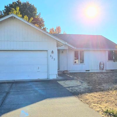 323 Joseph St, Central Point, OR 97502