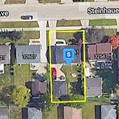 32561 Steinhauer St, Westland, MI 48186