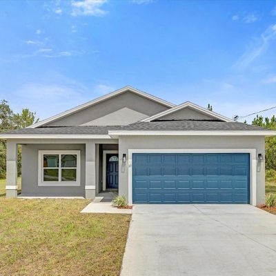 33 Malauka Lane, Ocklawaha, FL 32179