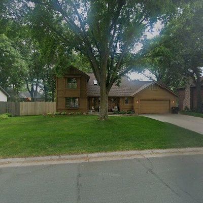 3328 Katie Ln, Saint Paul, MN 55112