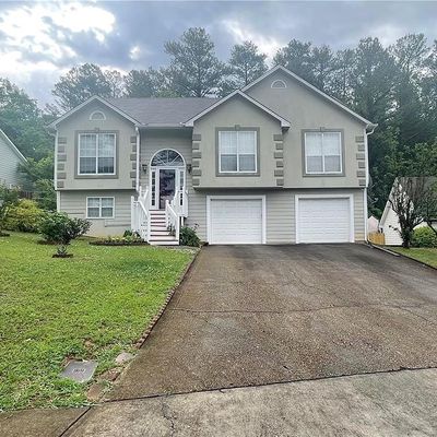 3344 Shady Woods Cir, Lawrenceville, GA 30044