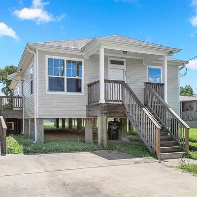 335 6 Th St, Dickinson, TX 77539