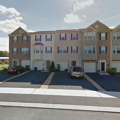 3387 Cornerstone Ct, Chambersburg, PA 17201