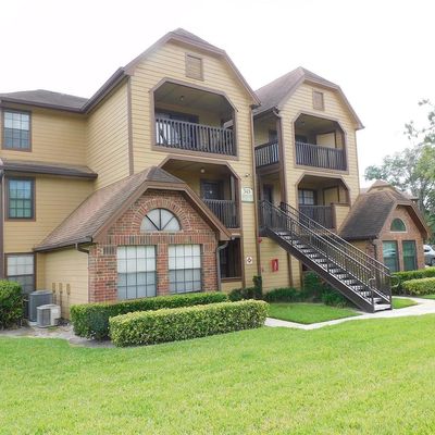 345 Lakepointe Drive, Altamonte Springs, FL 32701