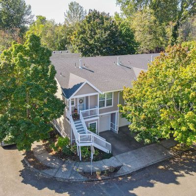 346 Ne Roth St, Portland, OR 97211