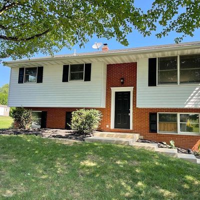 35 Hoover Rd, Lancaster, PA 17603