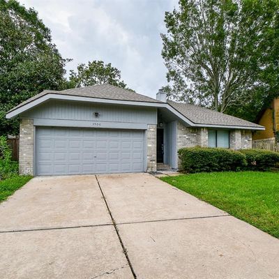 3506 Courtshire Ln, Sugar Land, TX 77478