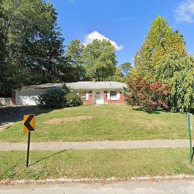 3507 Greentree Rd, Lexington, KY 40517