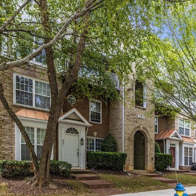 353 Fallsgrove Drive, Rockville, MD 20850