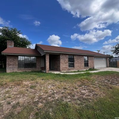 357 Paisano St, New Braunfels, TX 78130