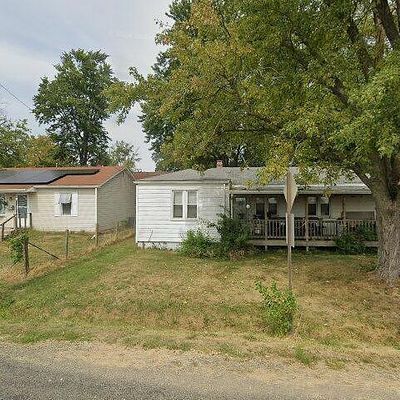 305 Leonard Ave, Jerseyville, IL 62052