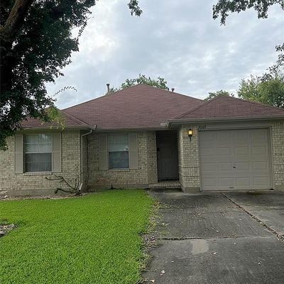 3069 Overland Trl, Dickinson, TX 77539