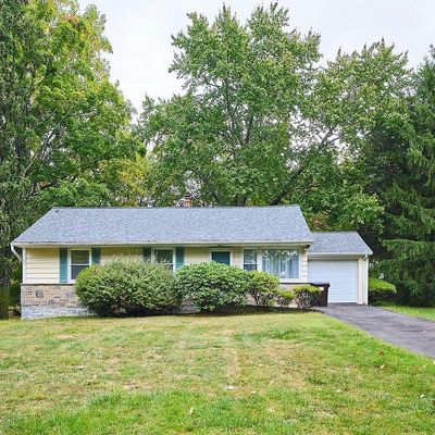 307 Edgeboro Dr, Newtown, PA 18940