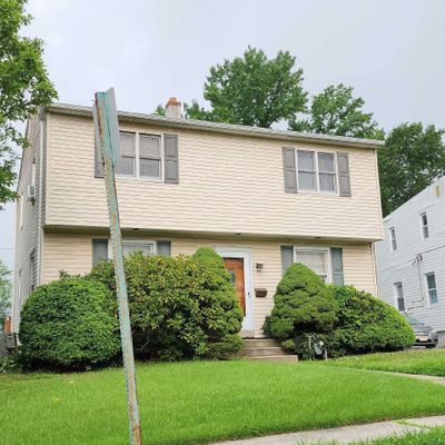 307 Park Cir, Norwood, PA 19074