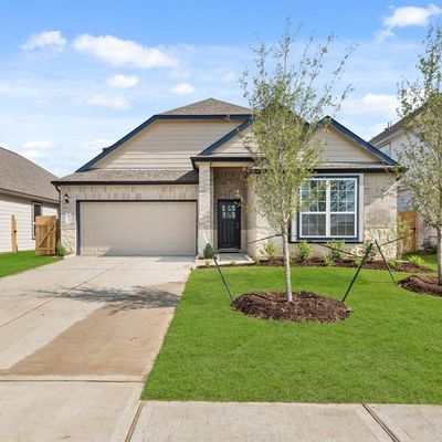 3073 Waxwing Drive, Brookshire, TX 77423