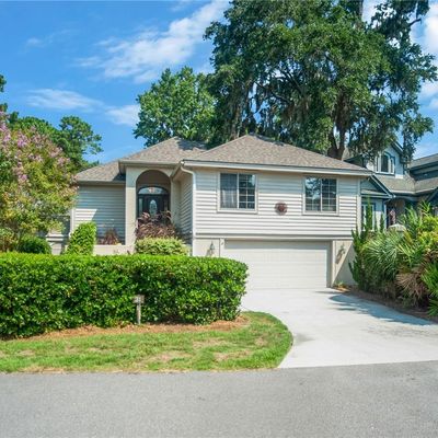 31 Shell Ring Rd, Hilton Head Island, SC 29928