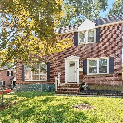 310 Bartlett Ave, Sharon Hill, PA 19079