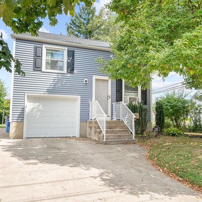 310 Cox Ave, Morrisville, PA 19067