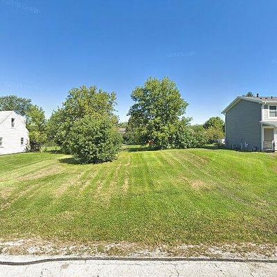 310 Roger Rd, Darien, IL 60561