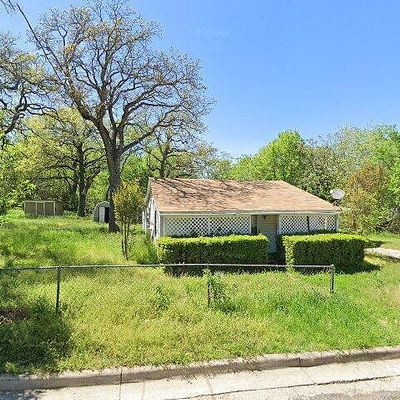 313 N Dubellette St, Weatherford, TX 76086