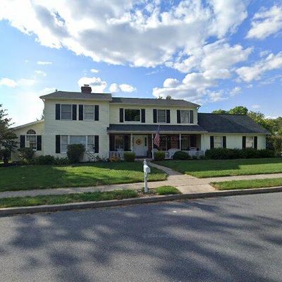 316 E Meadow Dr, Mechanicsburg, PA 17055