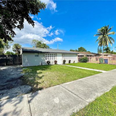 3161 Nw 4 Th St, Lauderhill, FL 33311