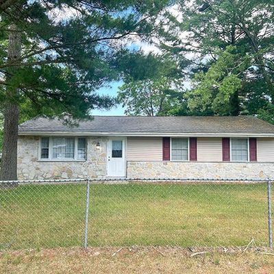 317 Iroquois Trl, Browns Mills, NJ 08015